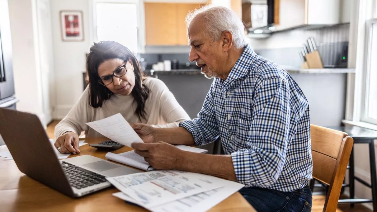 How many years are required to receive the full New State Pension? DWP makes a major revelation