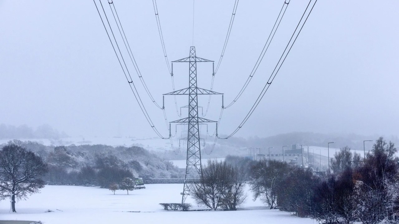 UK Energy Bills Set to Rise: How a Minor Price Hike Could Cost You £250 This Winter